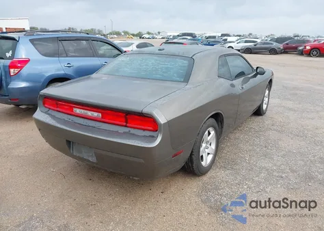 2010 Dodge Challenger Se z USA, uszkodzony, nr VIN 2B3CJ4DV0AH200060
